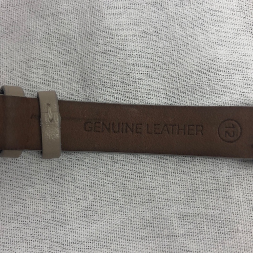 Watch - Picture 2 of 5